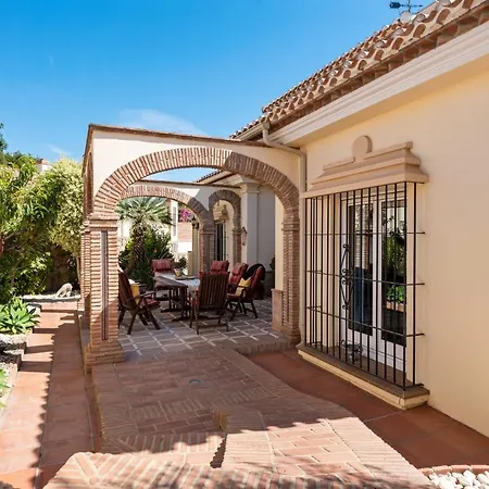 וילה Stunning Infinity Pool Mansion In By Costarentals - Ref 85 *