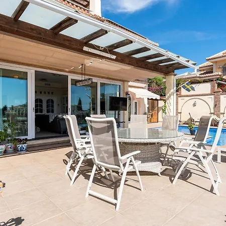 Stunning Infinity Pool Mansion In By Costarentals - Ref 85 וילה